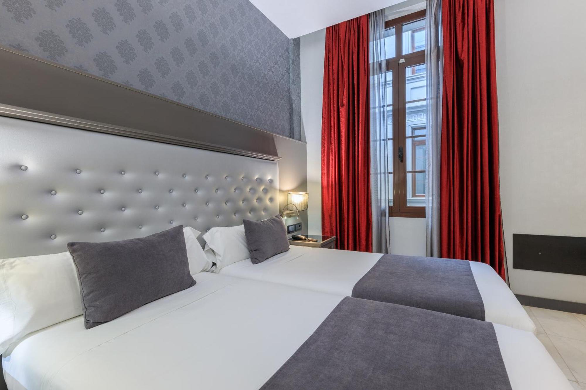 Hotel Ciutadella Barcelona Bagian luar foto