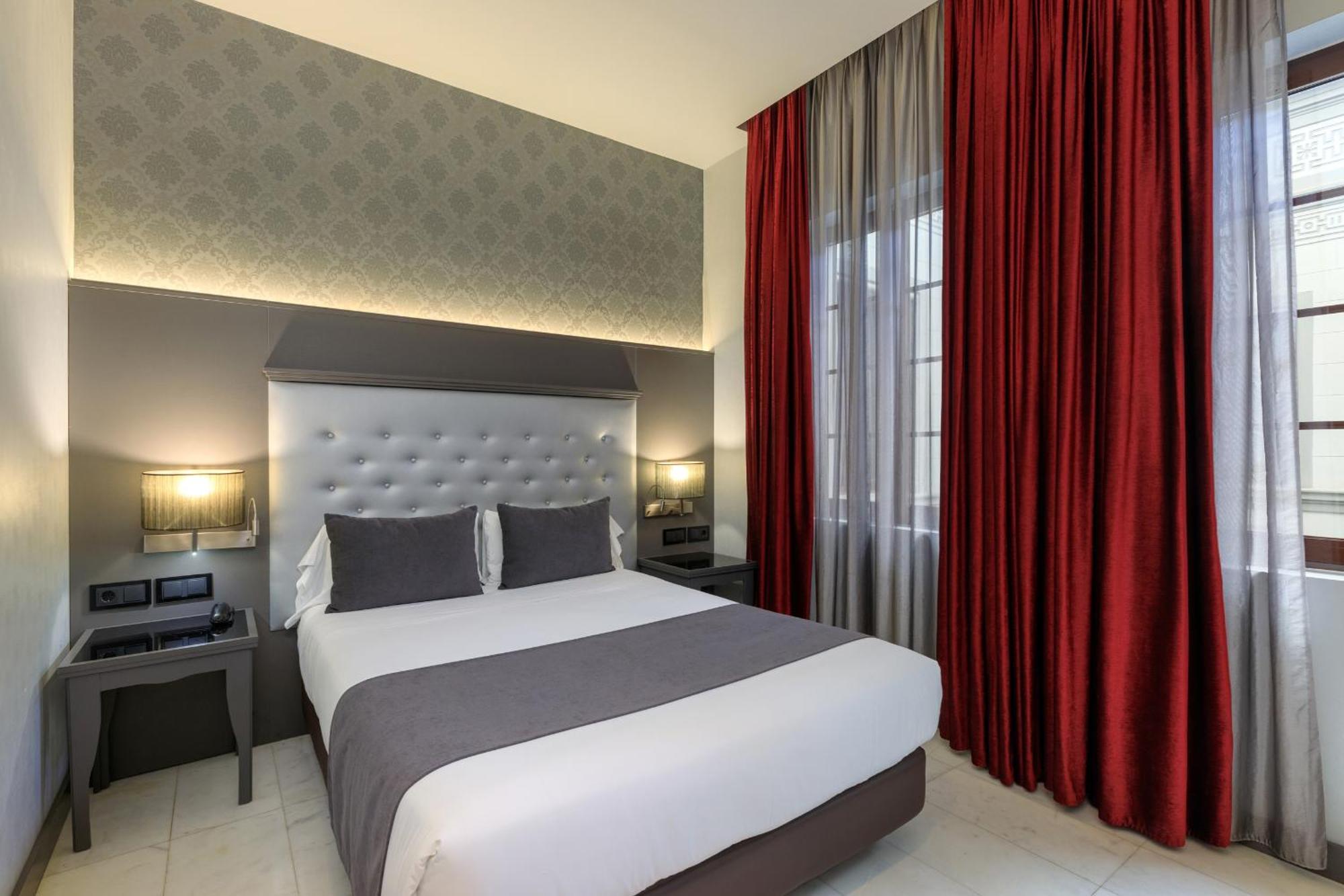 Hotel Ciutadella Barcelona Bagian luar foto