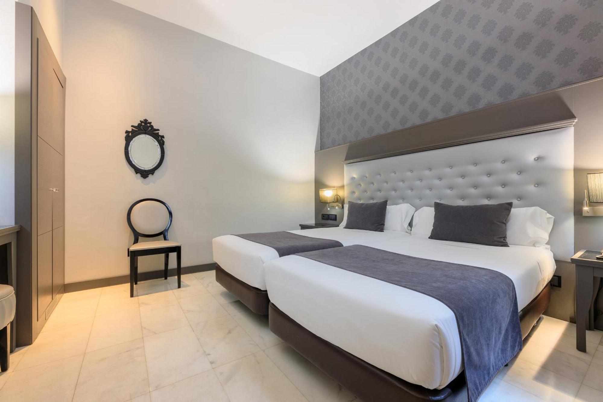 Hotel Ciutadella Barcelona Bagian luar foto
