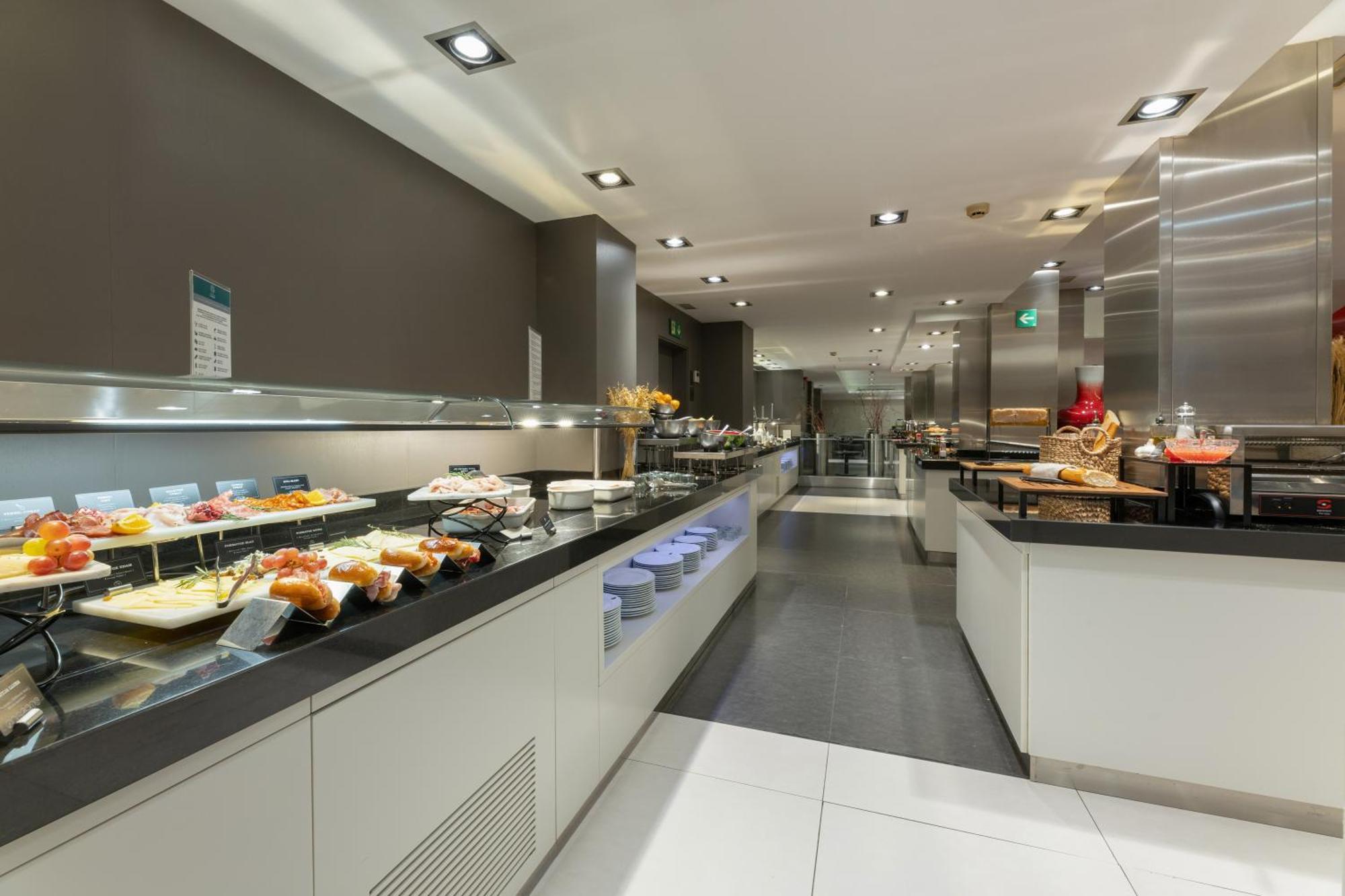 Hotel Ciutadella Barcelona Bagian luar foto
